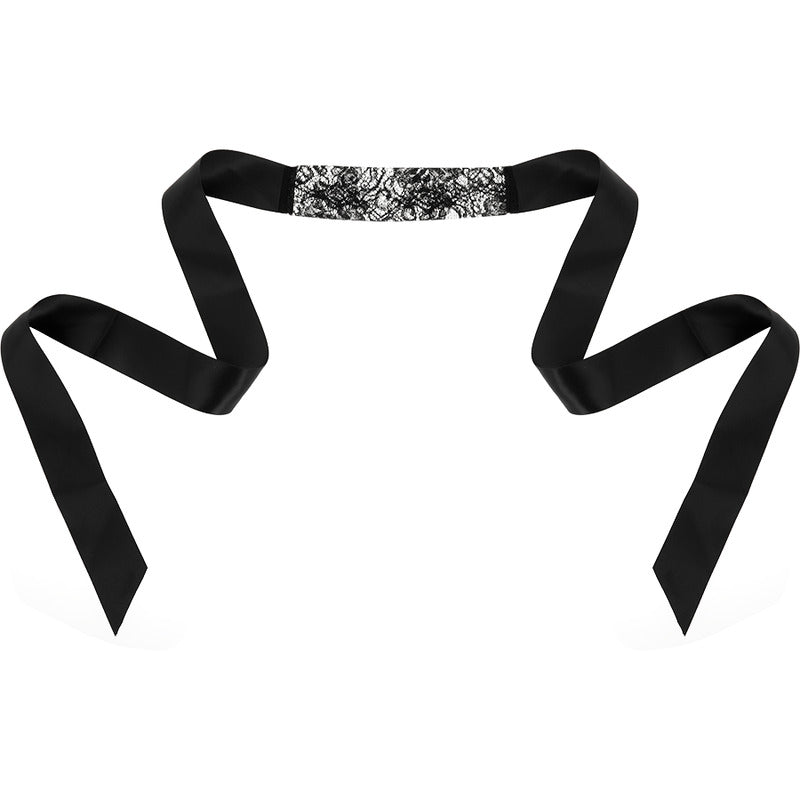 Maschera in pizzo con nastro