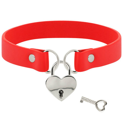 Collare in pelle vegana rosso con lucchetto a forma di cuore